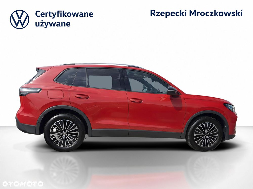 Volkswagen Tiguan - 8