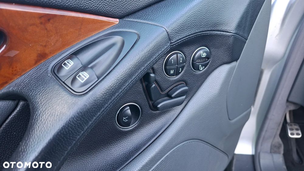 Mercedes-Benz SL 500 7G-TRONIC - 11