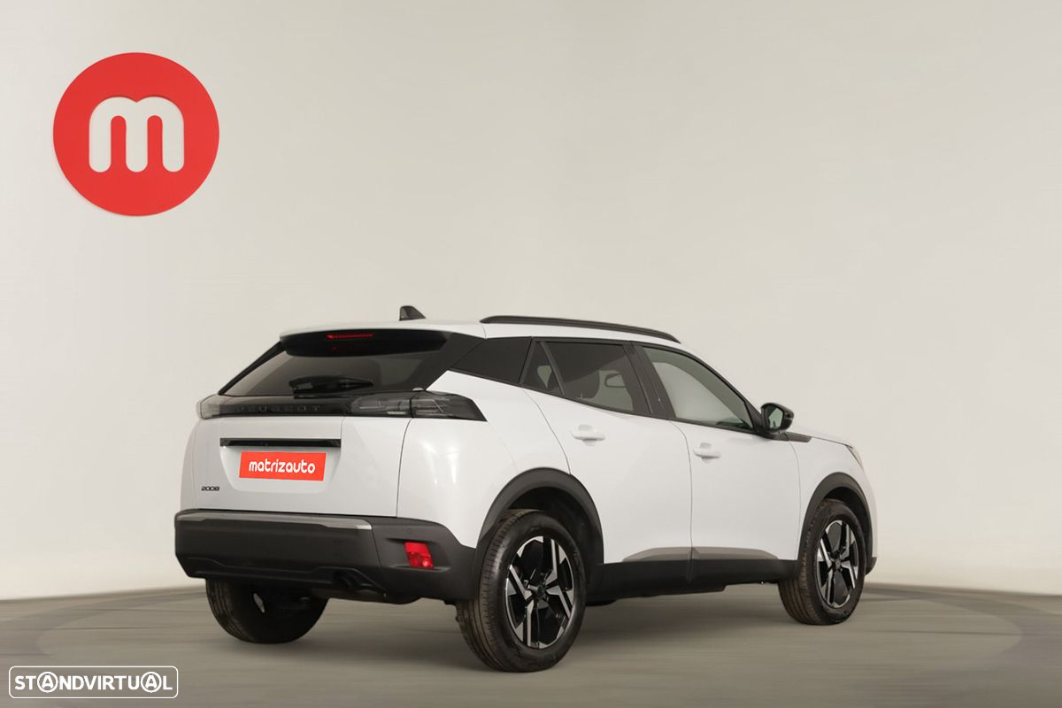 Peugeot 2008 1.2 PureTech Allure - 4