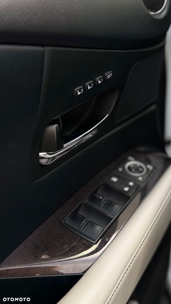 Lexus RX 450h F Sport - 30
