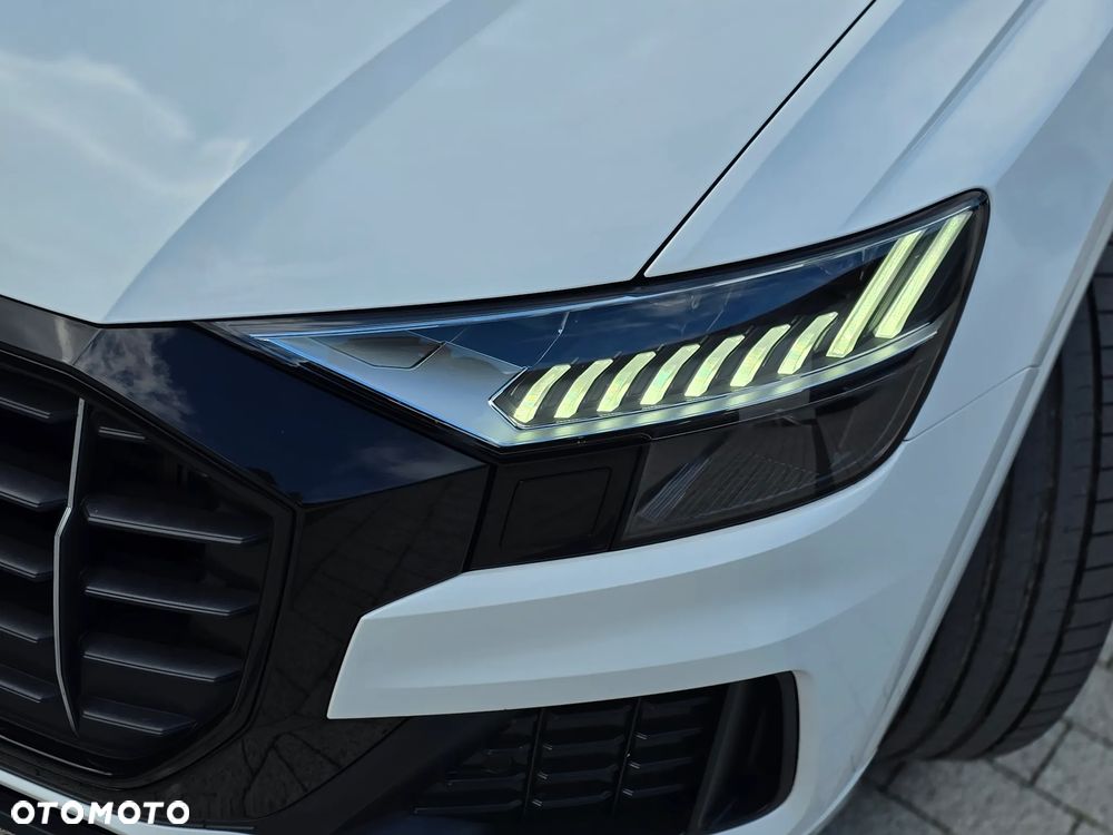 Audi Q8 - 9