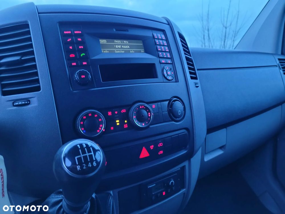 Volkswagen CRAFTER - 12