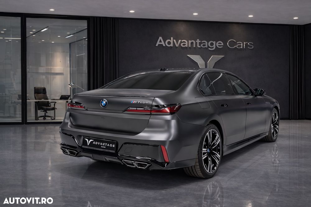 BMW M7 M760e xDrive - 8
