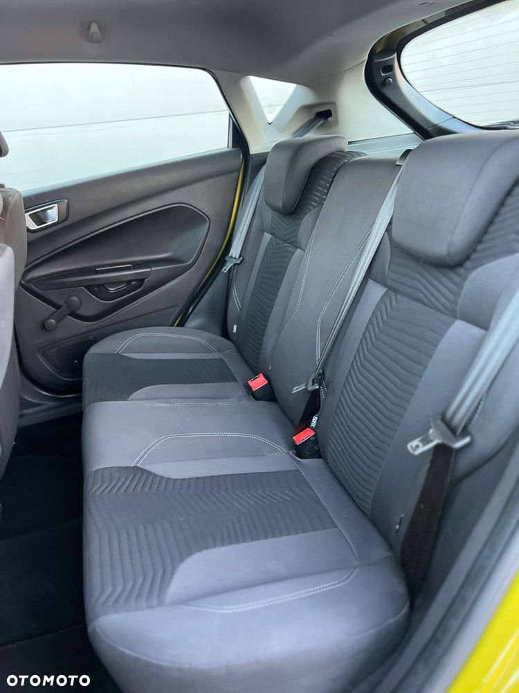 Ford Fiesta 1.0 EcoBoost STart-Stop Titanium - 10