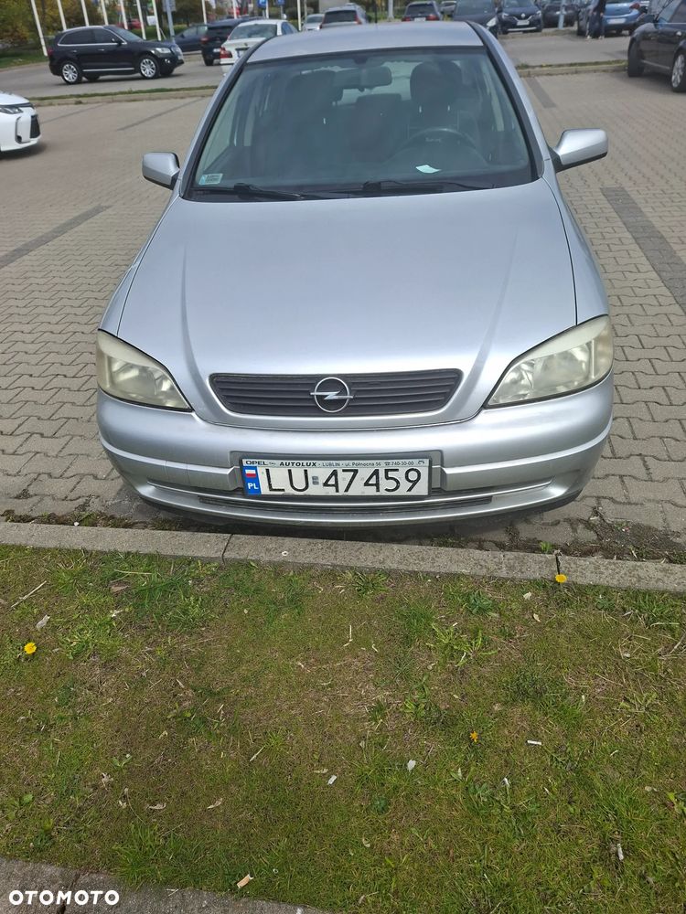 Opel Astra 1.6 Comfort / Cool - 2