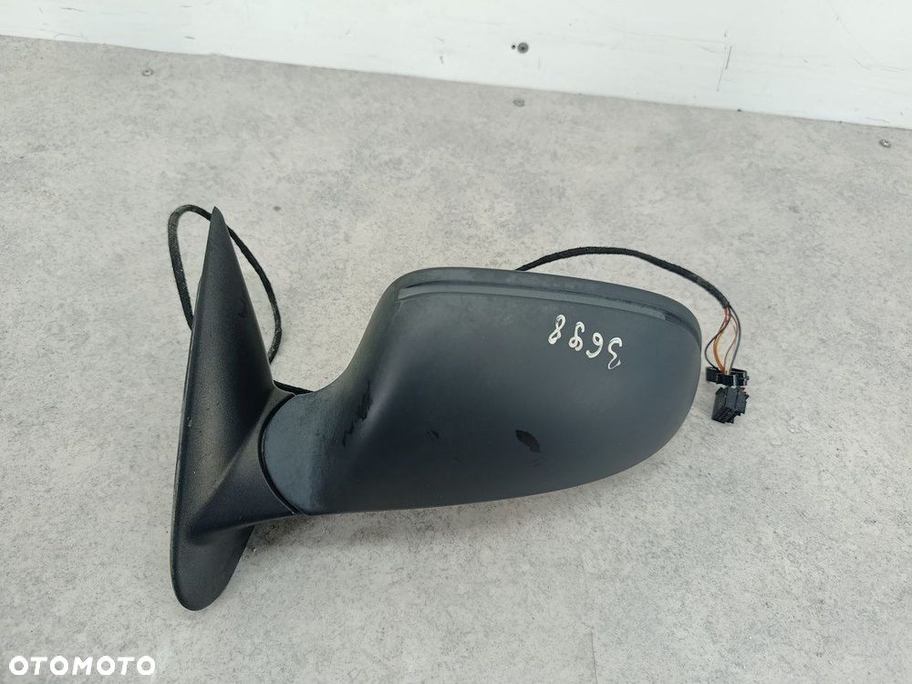 LUSTERKO LEWE SKODA OCTAVIA II FL - 5