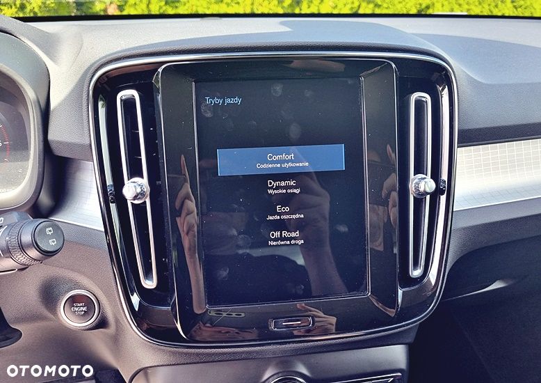 Volvo XC 40 D3 Momentum Pro - 31