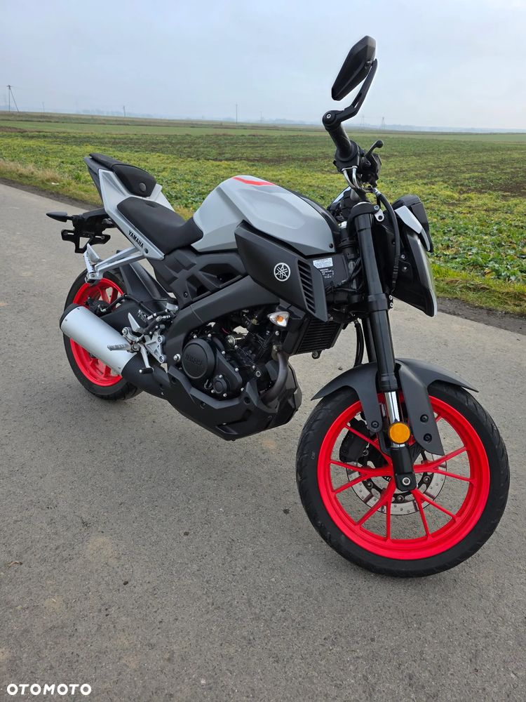 Yamaha MT - 3