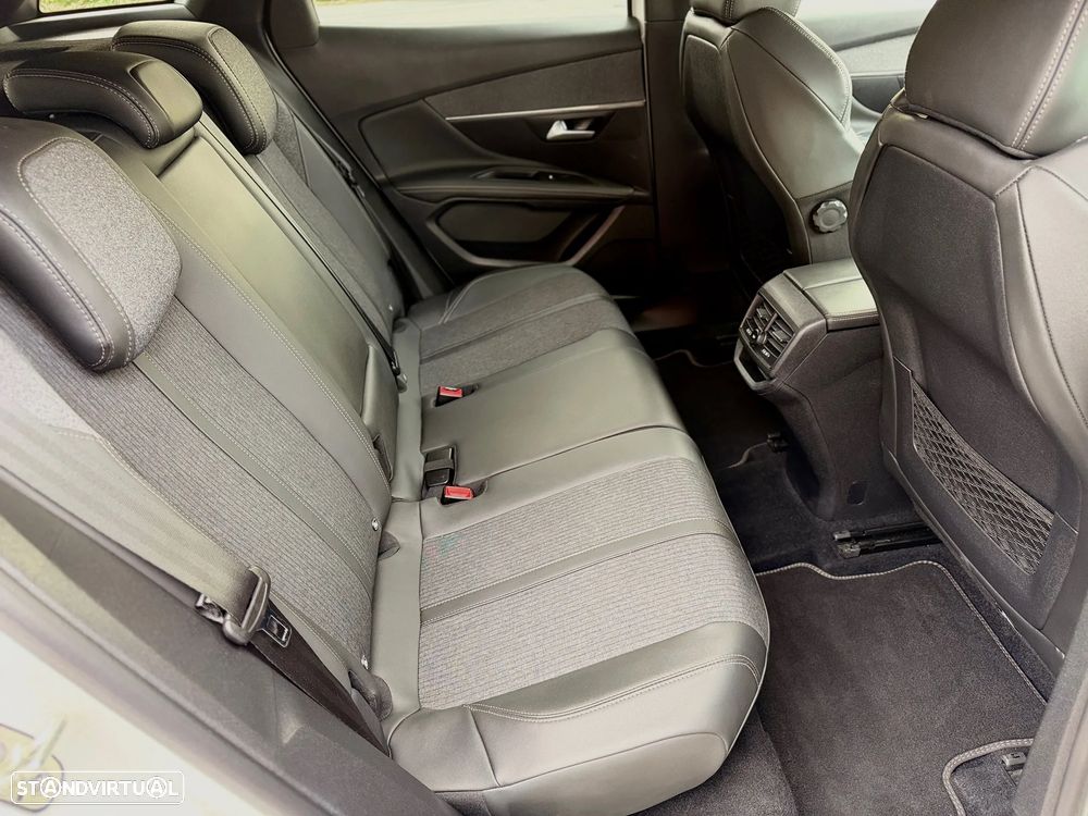 Peugeot 3008 1.2 PureTech GT Pack EAT8 - 15