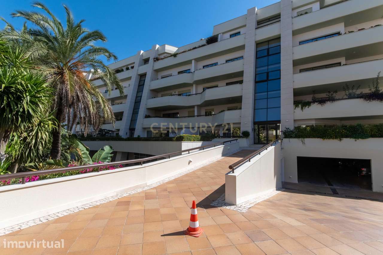 Apartamento T6,condomínio privado com Varandas Envolventes| Parque das - Grande imagem: 4/56
