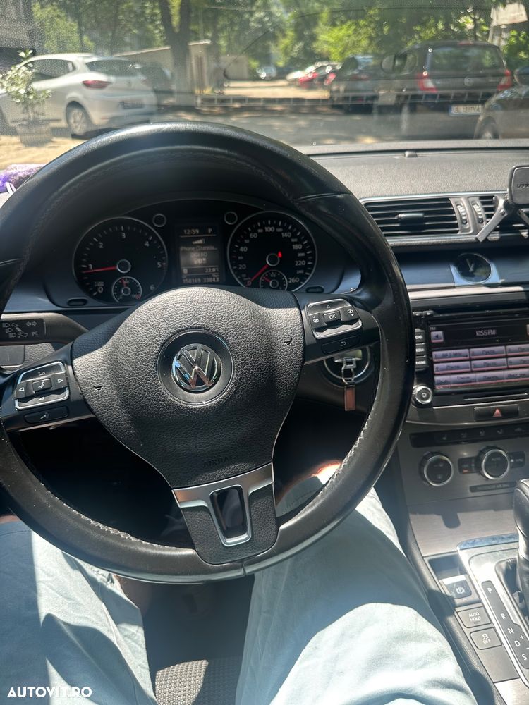 Volkswagen Passat - 6