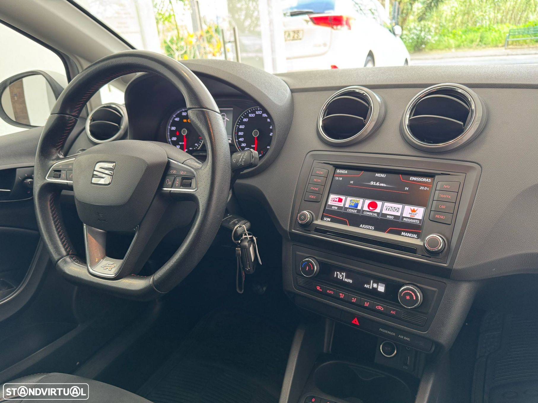 SEAT Ibiza ST 1.2 TSI FR - 10