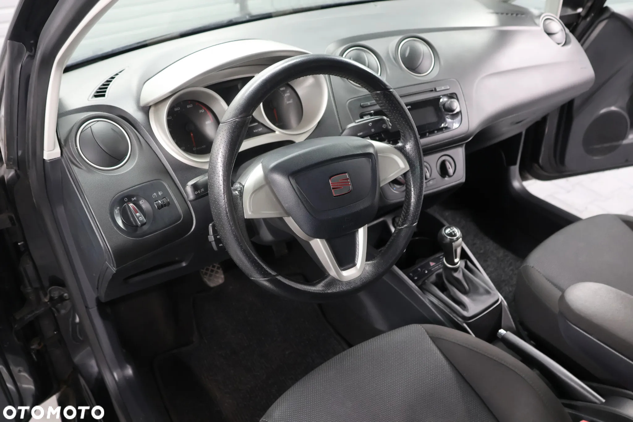 Seat Ibiza 1.6 16V Style - 5