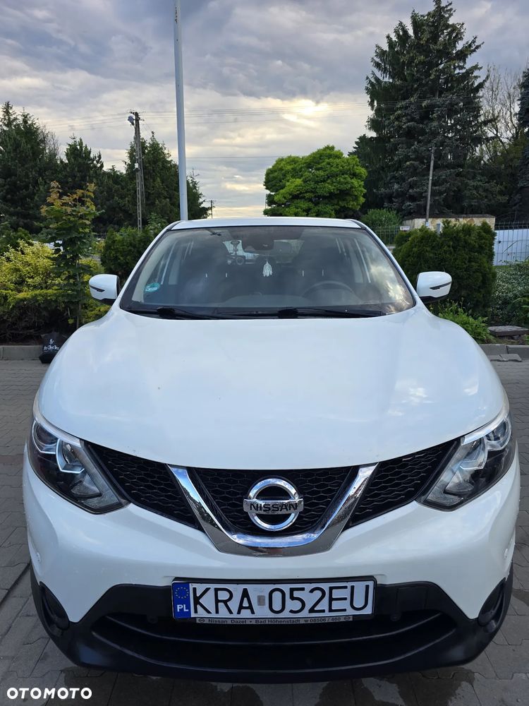 Nissan Qashqai 1.2 DIG-T 360 - 1