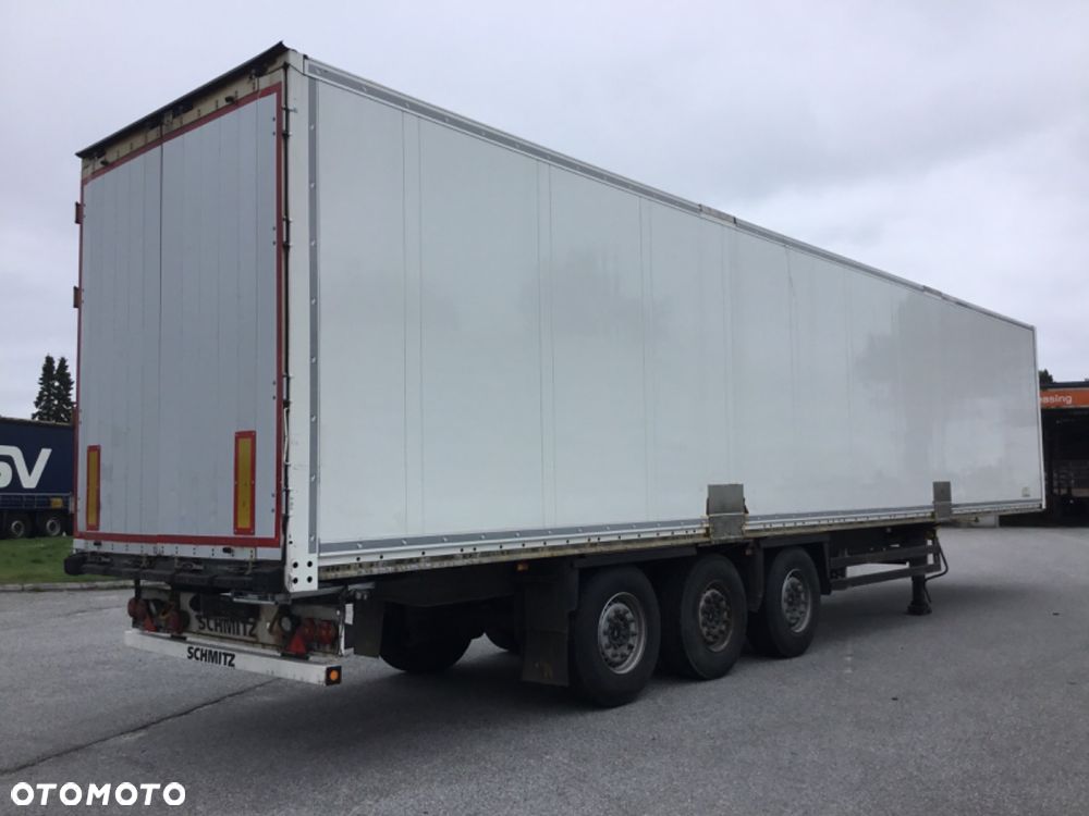 Schmitz Cargobull SKO 24/L Opony 70-80% - 5