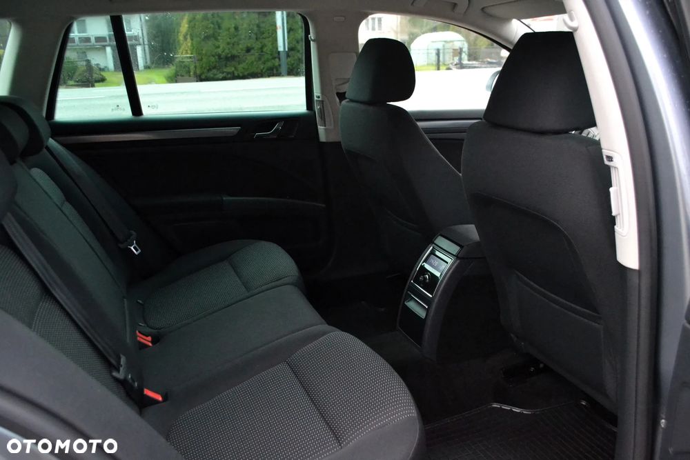 Skoda Superb 2.0 TDI Ambition - 10