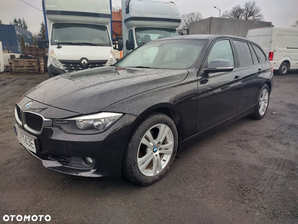 BMW Seria 3 318d Sport Line - 21