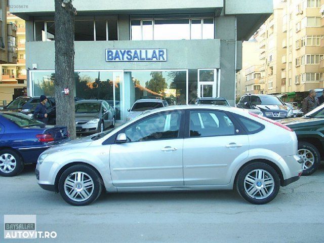 Dezmembrez Ford Focus 1.6tdci dezmembrez Focus 2 5 usi 2006 diesel - 1