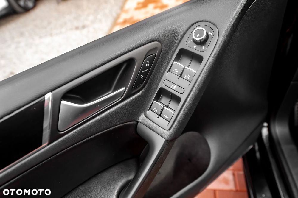 Volkswagen Golf 2.0 GTI - 24