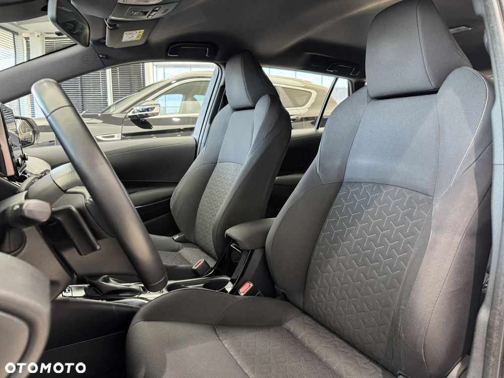 Toyota Corolla - 10