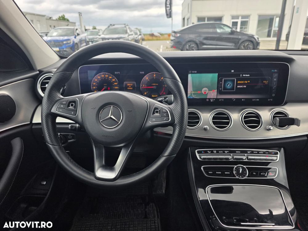 Mercedes-Benz E 220 d 9G-TRONIC Exclusive - 11