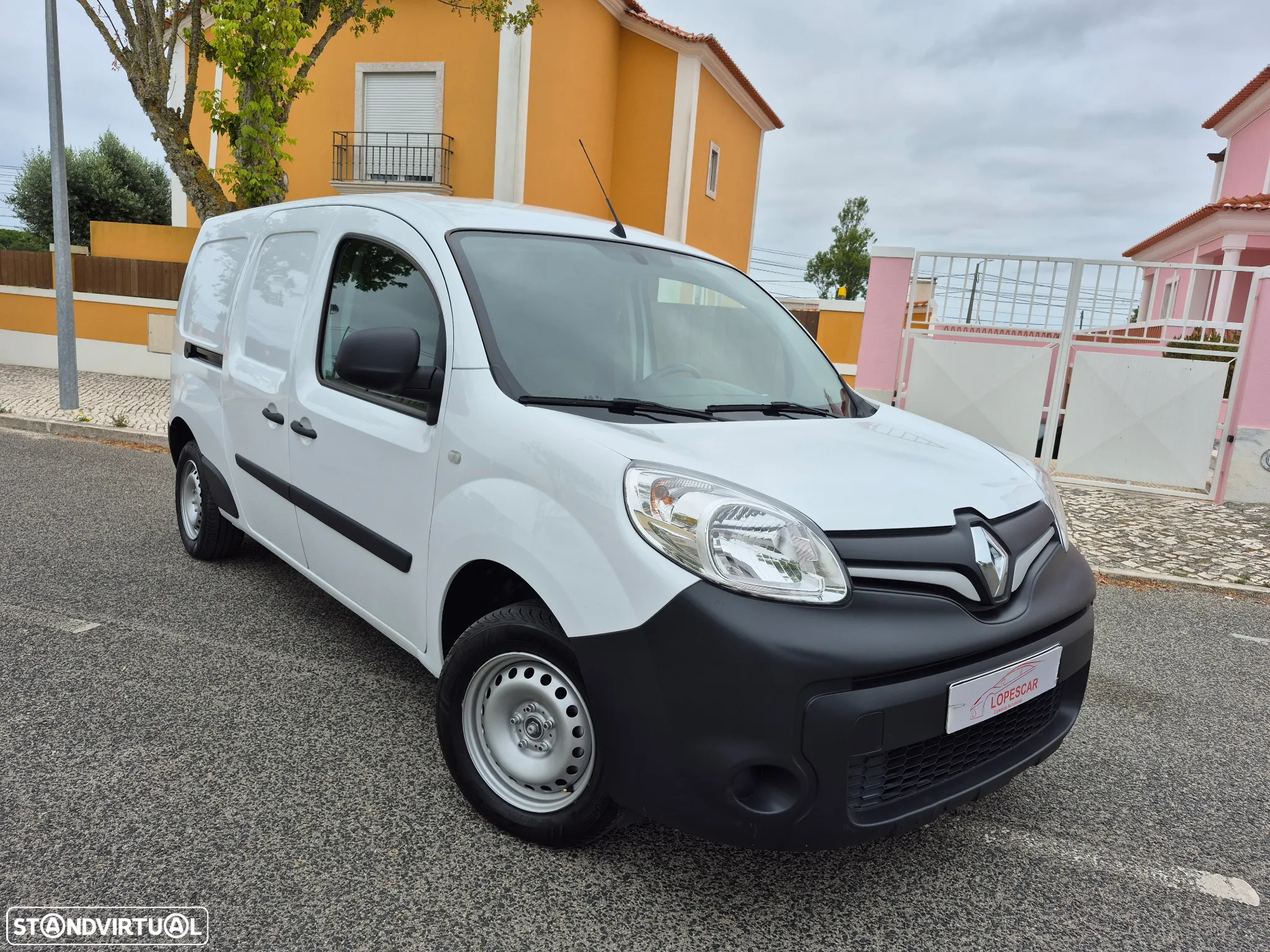 Renault Kangoo MAXI - 2021 | GARANTIA | 3LUG. - NACIONAL - 3