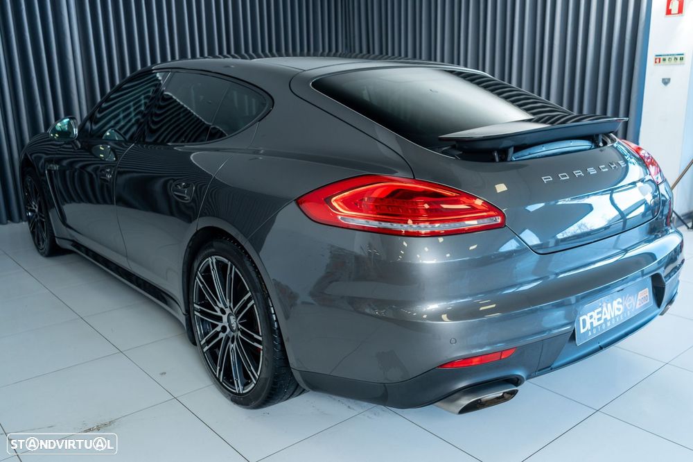 Porsche Panamera Standard - 27
