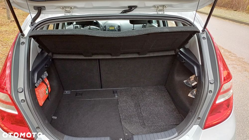 Hyundai i30 1.4 Classic - 33