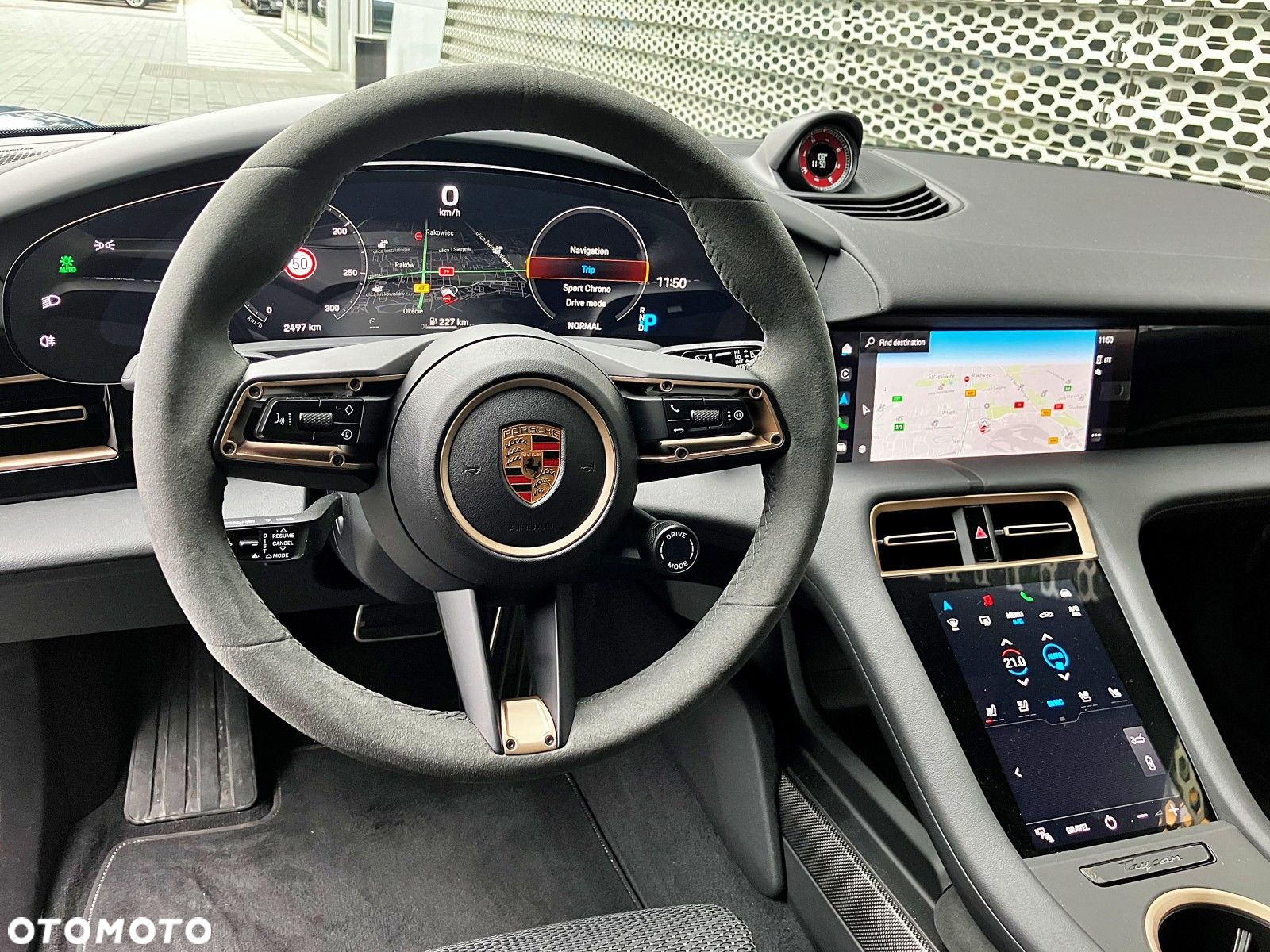Porsche Taycan Turbo S - 19