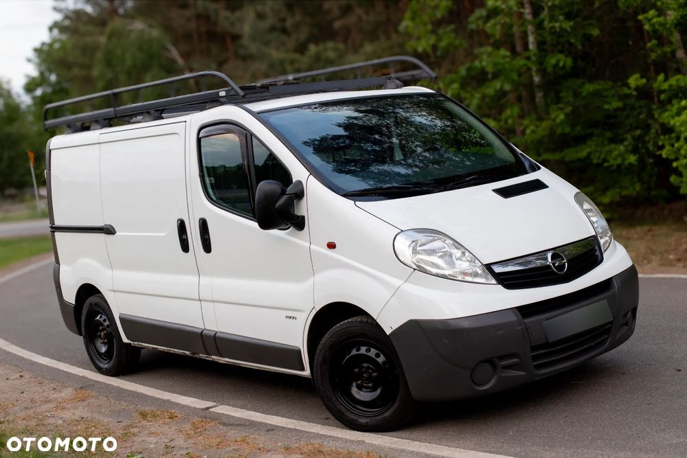 Opel Vivaro - 10