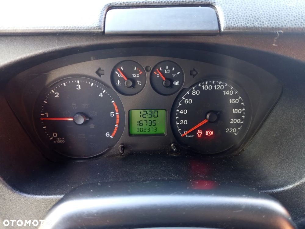 Ford Transit - 26
