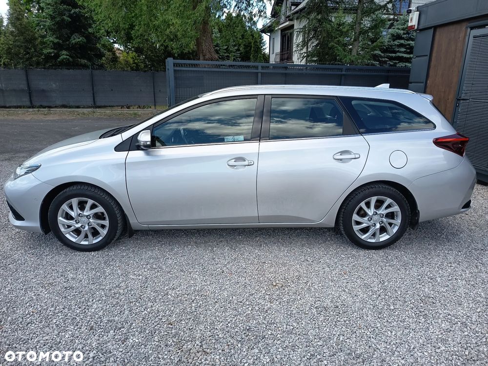Toyota Auris 1.6 Dynamic - 7