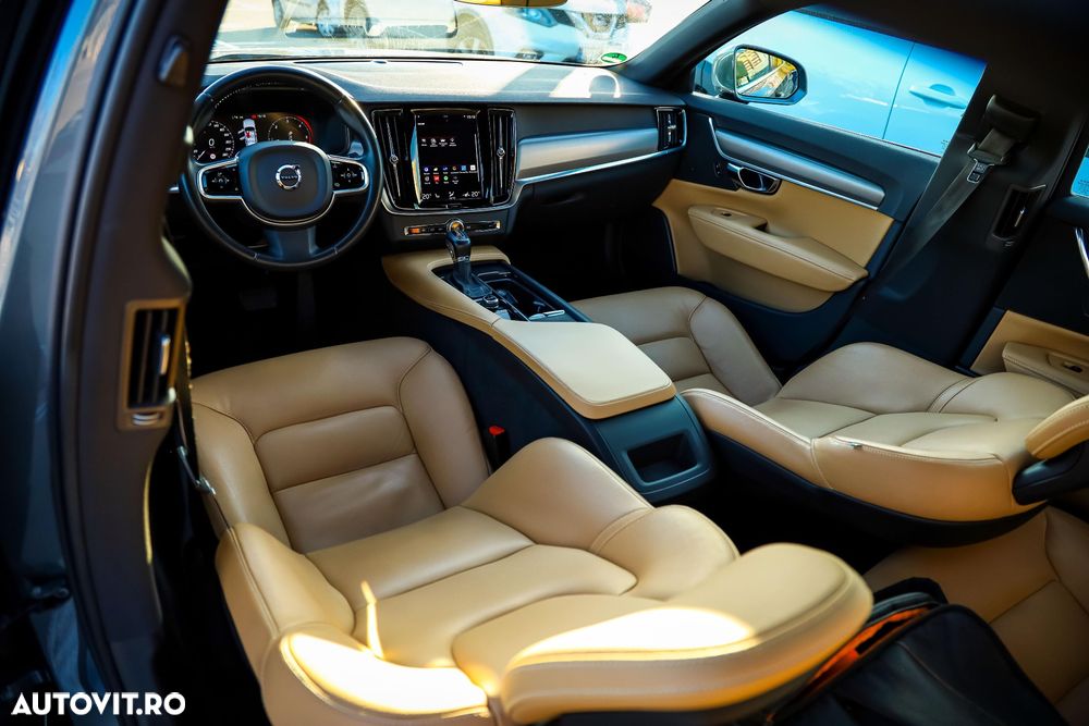 Volvo S90 D5 AWD Geartronic Momentum Pro - 7