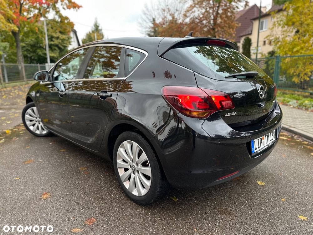 Opel Astra IV 1.4 Cosmo - 2