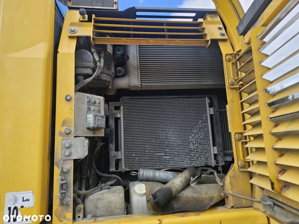 Komatsu PW148-10 - 16
