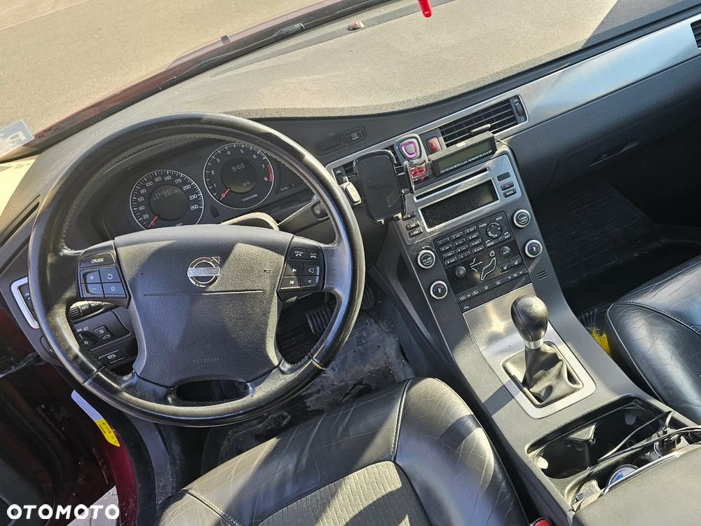 Volvo V70 2.0 Momentum - 12