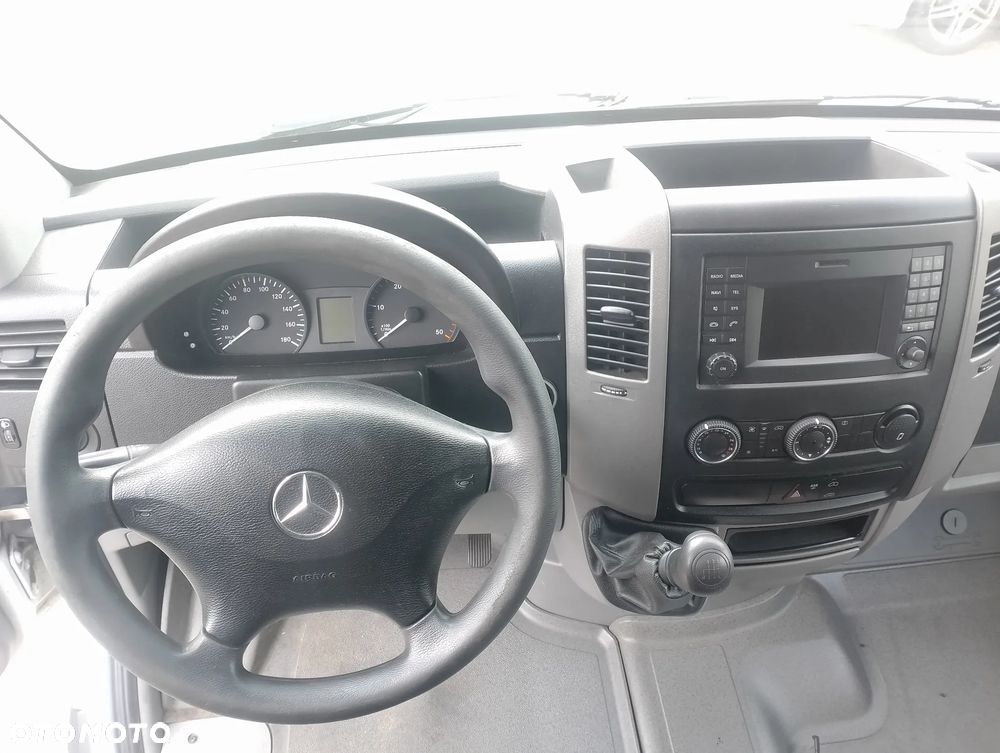 Mercedes-Benz Sprinter 316 - 7