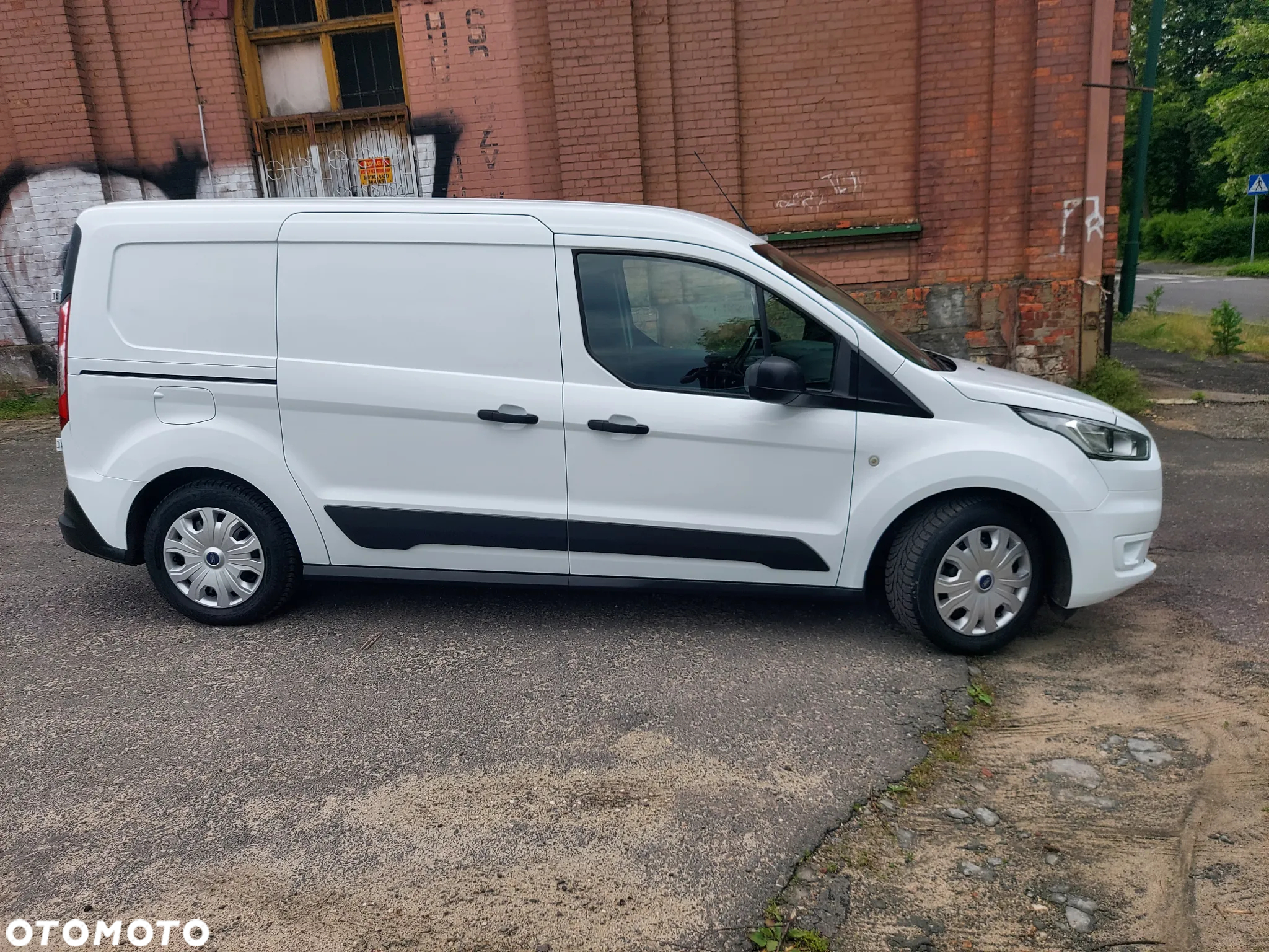 Ford Transit Connect - 2