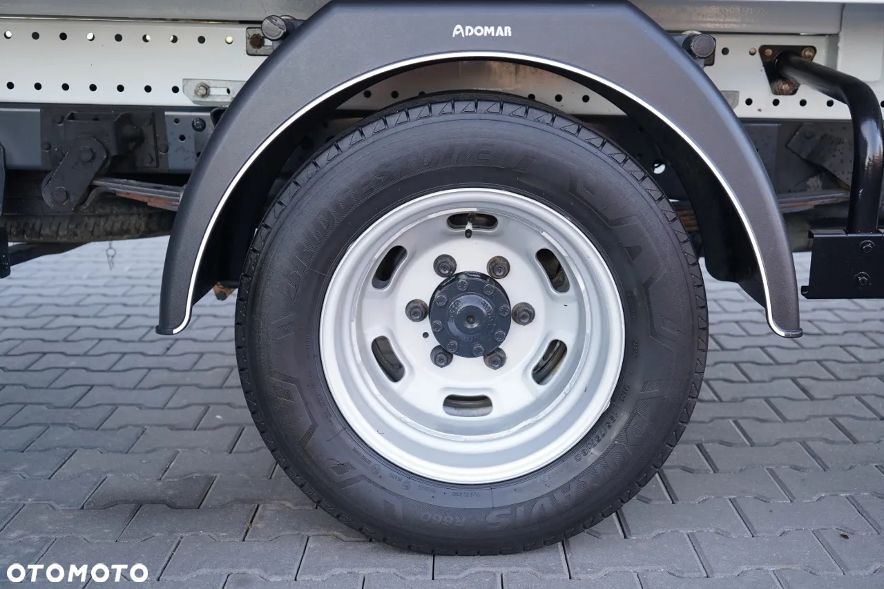 Iveco DAILY 35-150 / BRYGADOWKA / WYWROTKA – 2,4 M / BLIŹNIAK / SKRZYNIA NARZĘDZIOWA / SPROWADZONY / PO KONTRAKCIE SERWISOWYM - 22