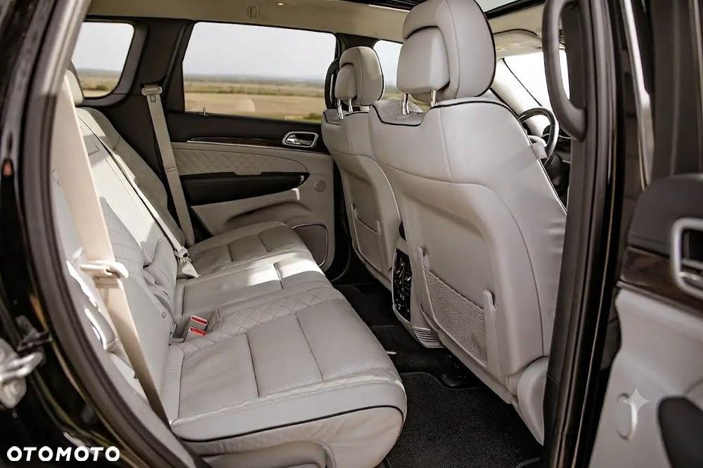 Jeep Grand Cherokee 3.6 V6 Summit - 11
