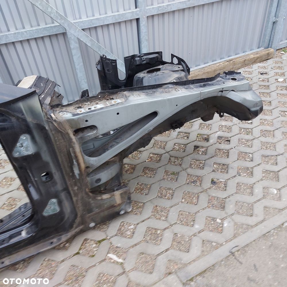 CWIARTKA PRZOD PRZEDNIA PRAWA MERCEDES CLS W219 ORYGINAL DEMONTAZ FARTUCH KIELICH PODLUZNICA PROG SLUPEK - 10