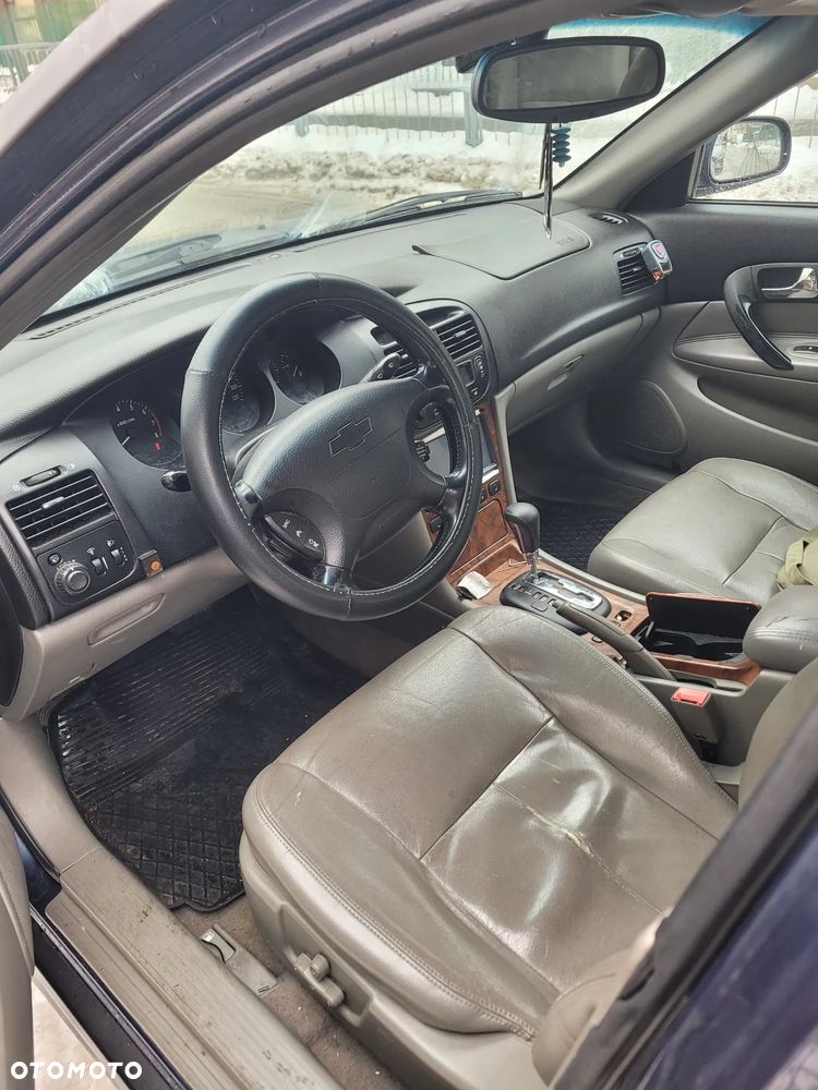 Chevrolet Evanda - 5