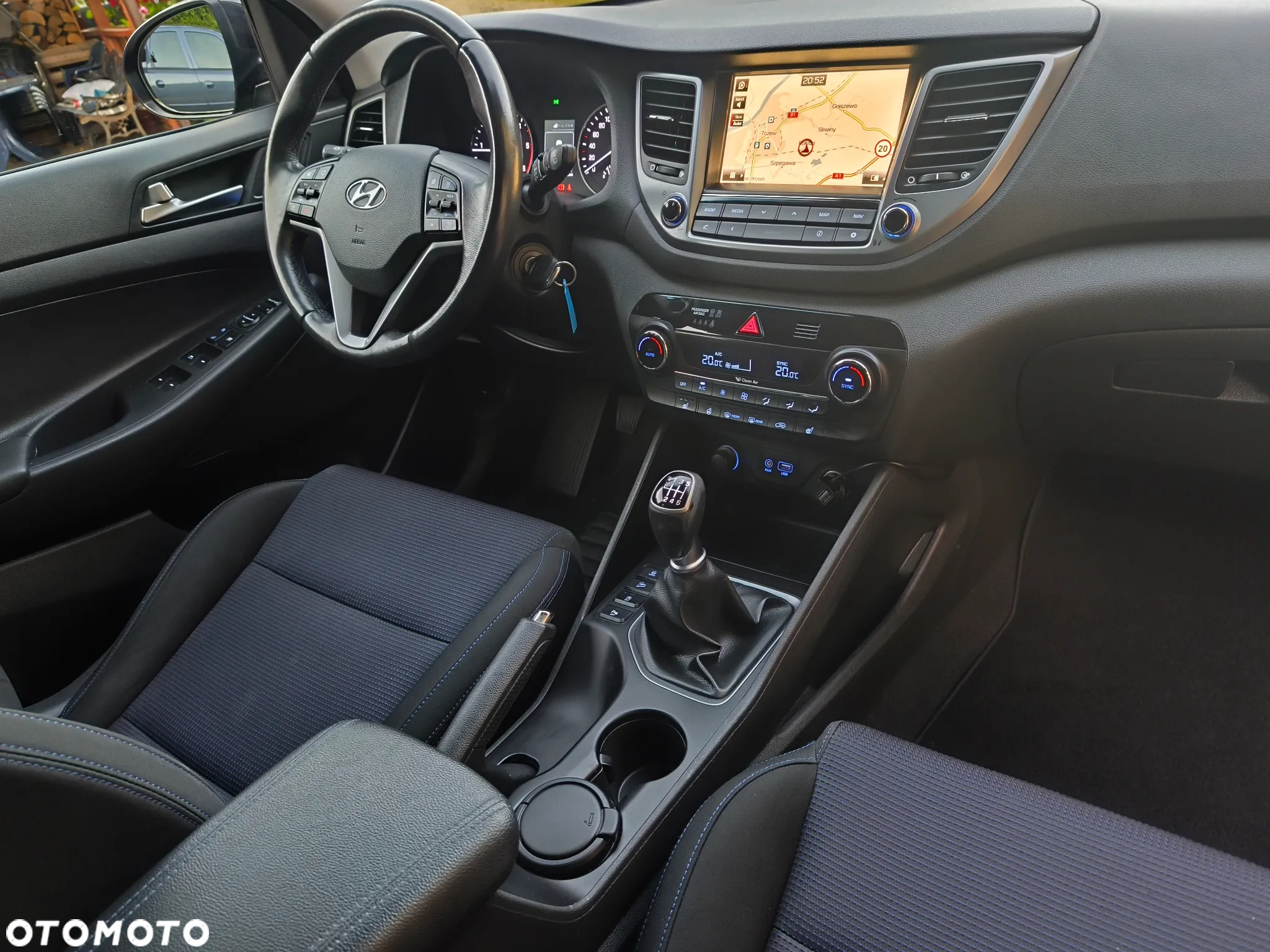 Hyundai Tucson blue 1.7 CRDi 2WD Style - 23