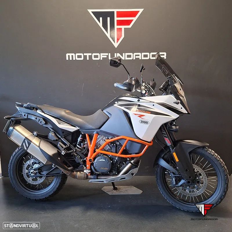 KTM 1090 Adventure - 1