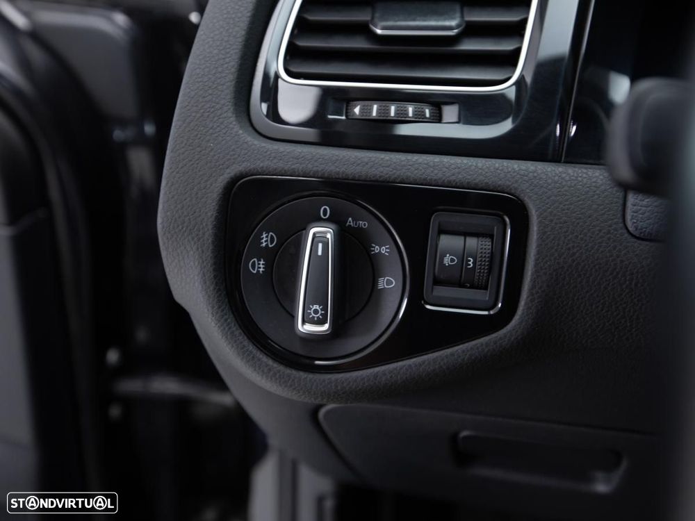 Volkswagen Golf — fotografia 13