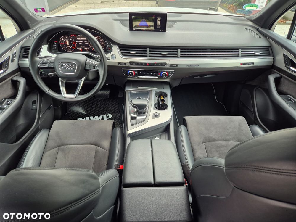 Audi Q7 - 16