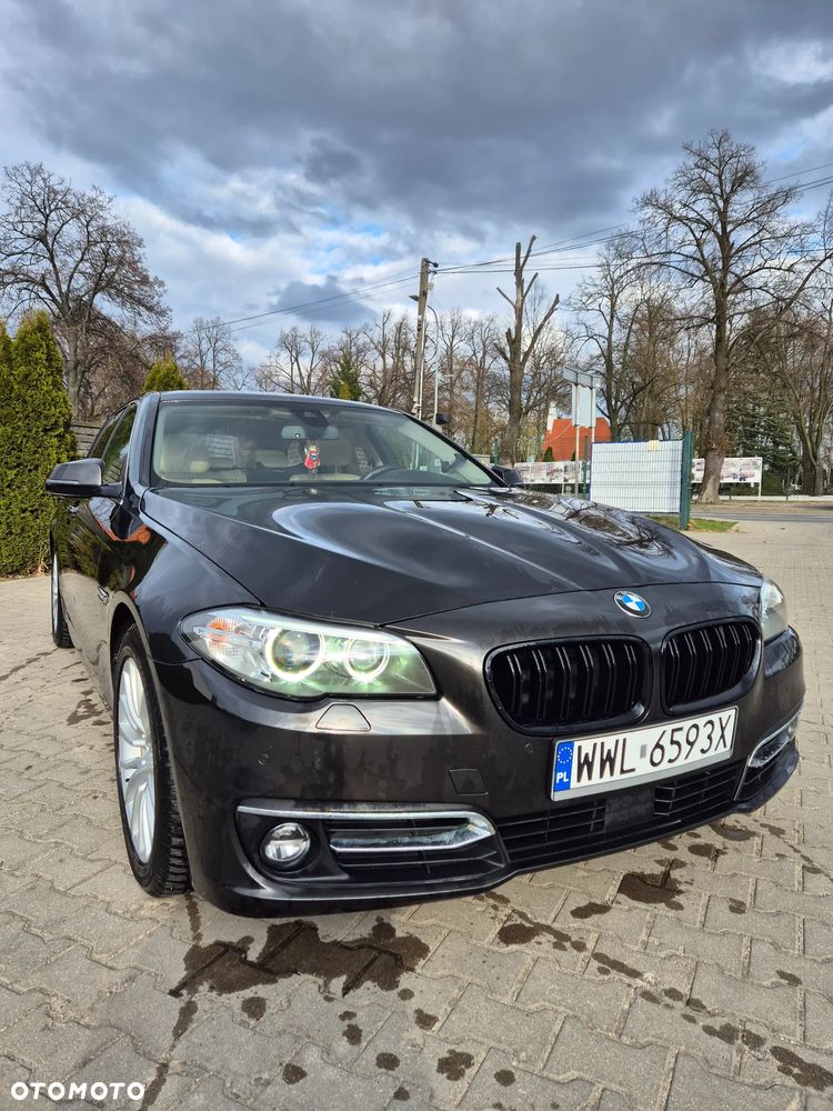 BMW Seria 5 520d Luxury Line - 4