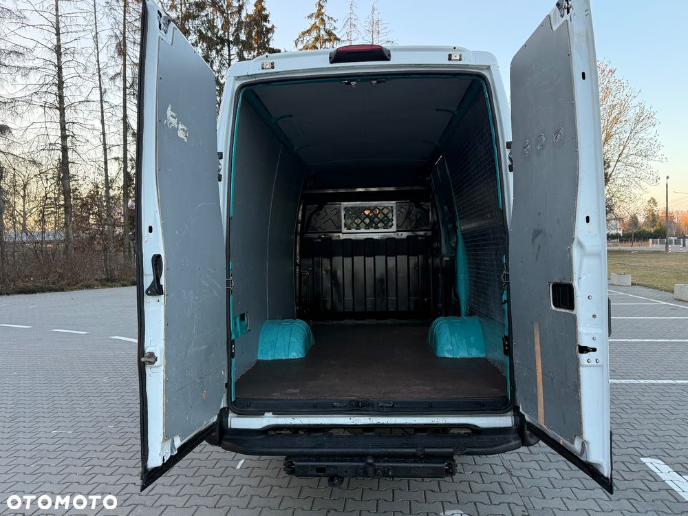 Iveco DAILY 35 - 16