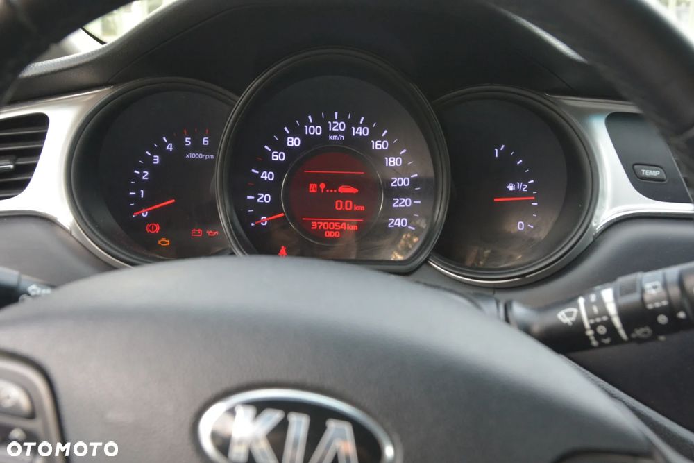 Kia Ceed 1.6 CRDi M - 6