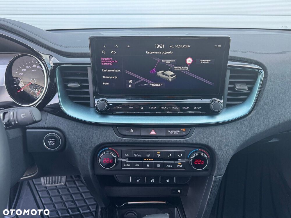 Kia XCeed - 14